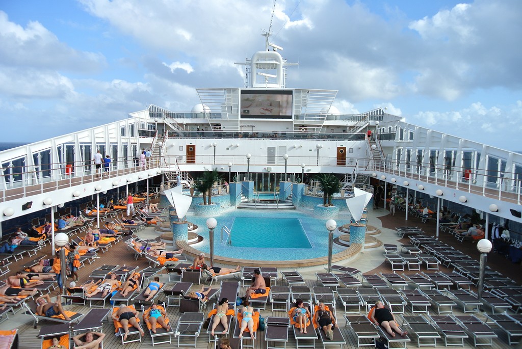 MSC Cruises Review – MSC Poesia – Southern Caribbean Cruise